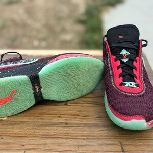 Basketball shoes. Lebron pink diamond collection